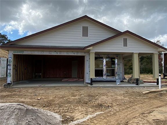 2nd image of 1949 Thorndyke Ln