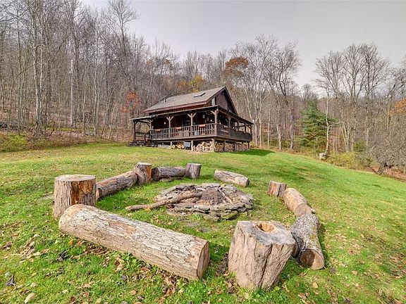 4th image of 680 Weed Brook Rd