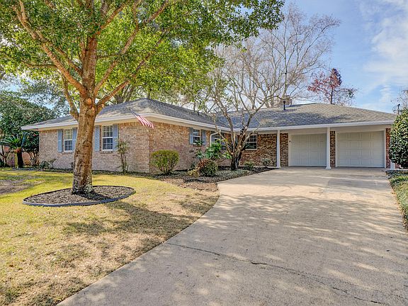2nd image of 268 Briarwood Cir