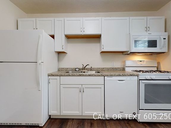 4th image of 321 N Duluth Ave #1