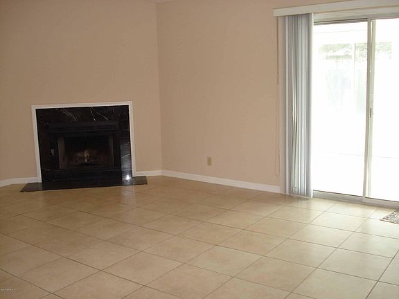 4th image of 2047 Capistrano Dr