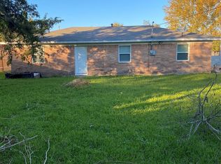 6415 N Ridgecrest Dr, Hitchcock, TX 77563