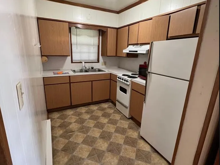 211 S Main St #1 — Photo 2