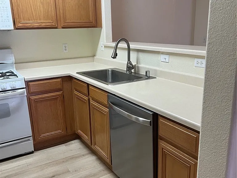 7139 Durango Dr #217 — Photo 6