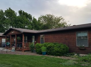 3129 SW Lane Rd, Saint Joseph, MO 64504