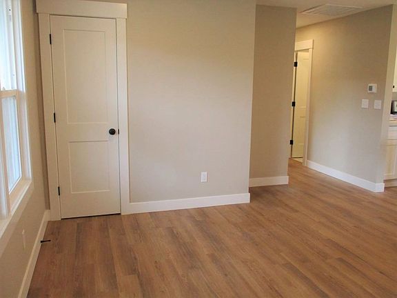 5th image of 3308 Tarabochia St