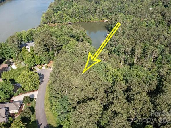 218 Ridge Top Dr #19, Connelly Springs, NC 28612
