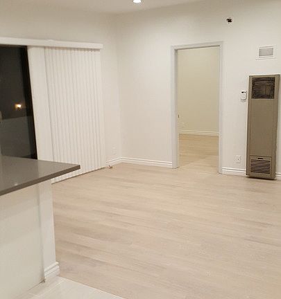 4th image of 1132 S Oakhurst Dr #7A