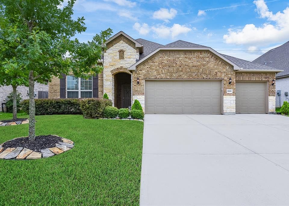 1st image of 30214 Green Meadows Ln
