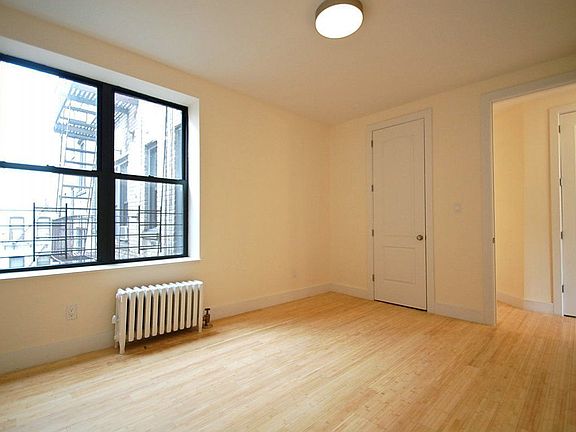 2nd image of 66 Saint Nicholas Pl APT B45