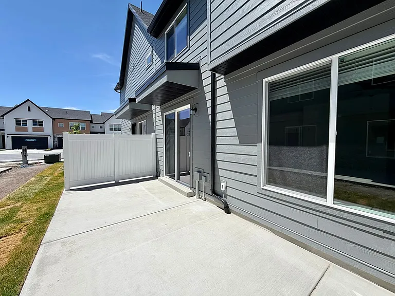 2719 N 2775 W #142 — Photo 18
