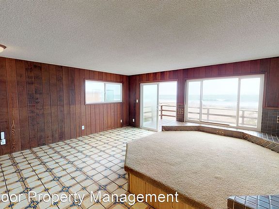 4th image of 108 Surfside Ave #A