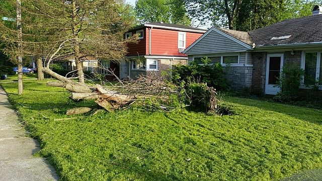 1st image of 235 Mantua St