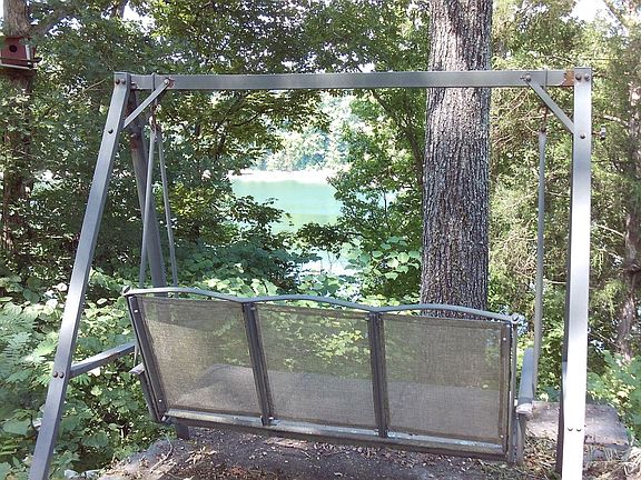 4th image of 52 W Lakeshore Dr