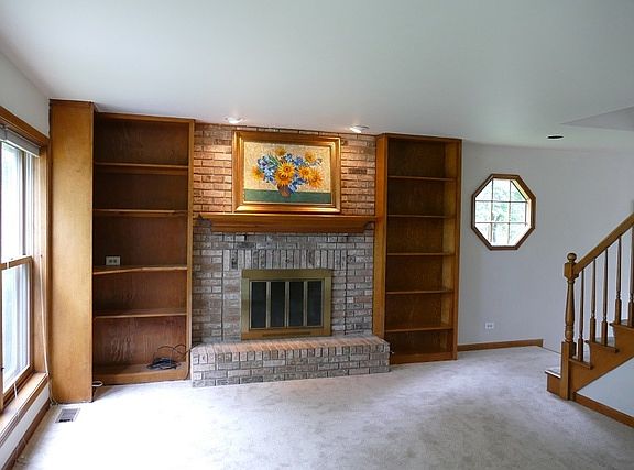 2nd image of 8401 Shagbark Ct