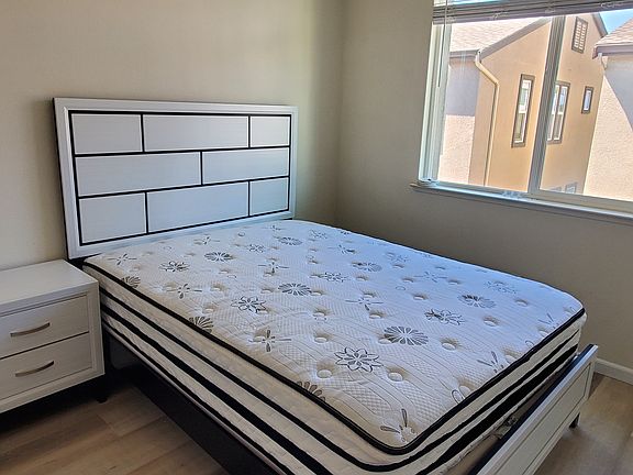 2nd image of 1530 Neleigh Pl #4