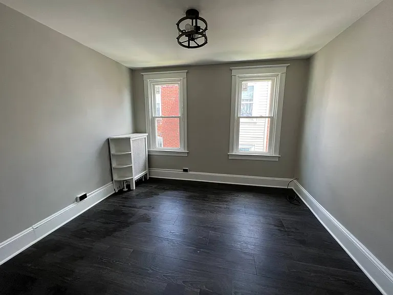 13 Chandler St — Photo 12