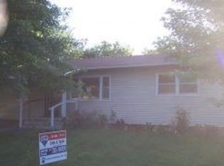 803 S Walnut St, Mount Vernon, MO 65712
