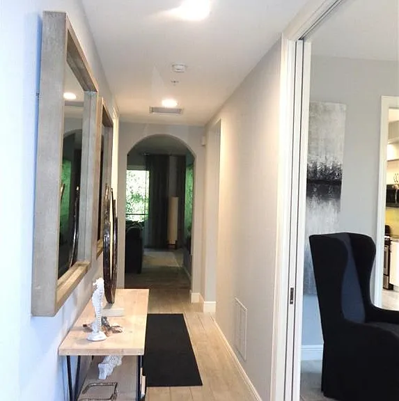 575 El Camino Real #6 — Photo 2