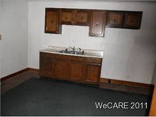 4th image of 1111 W Main St #T