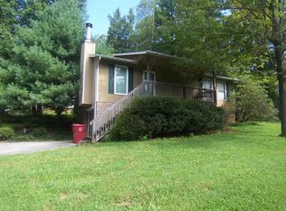 1844 Glen Echo Rd, Johnson City, TN 37604