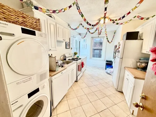 11 Foster St APT 5, Boston, MA 02109