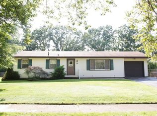 48 Country Gables Cir, Rochester, NY 14606