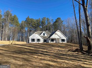 365 Paynes Lake Rd, Carrollton, GA 30116