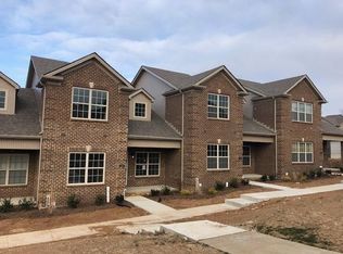 1308 Russell Spgs, Lexington, KY 40511