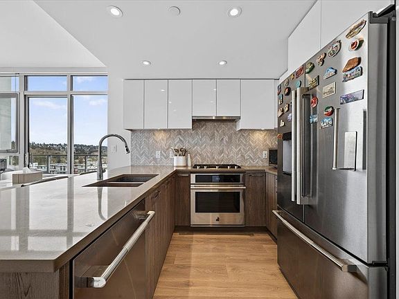 5th image of 3581 E Kent Ave N #1403