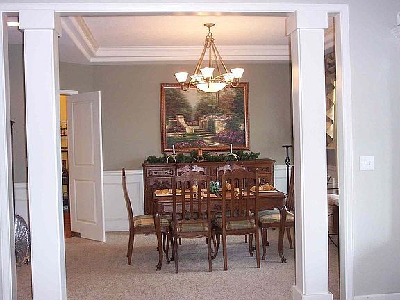 2nd image of 9305 Piperhill Dr SE
