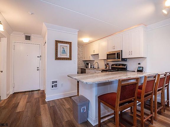 3rd image of 935 Ocean Ave APT 429