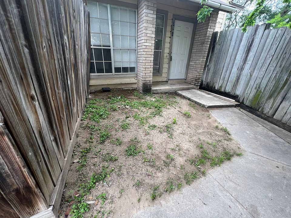 1st image of 7506 Oak Chas