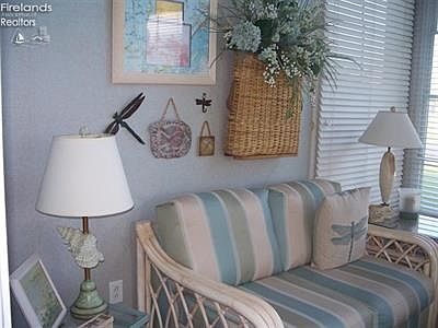 4th image of 10901 N Bay Point Dr APT 701