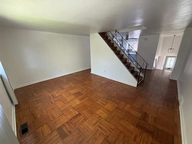 1538 Forrester Ave — Photo 23