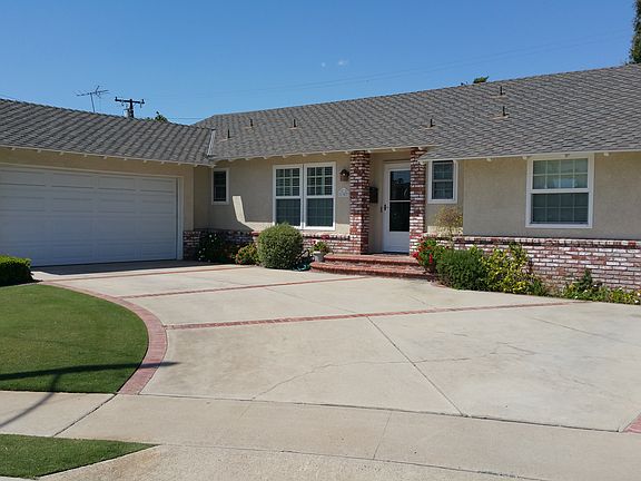 2nd image of 1307 W Tonia Ln