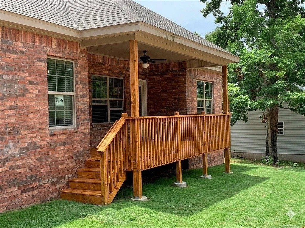 3 bed, 1800 sqft, $1,725 — Photo 4