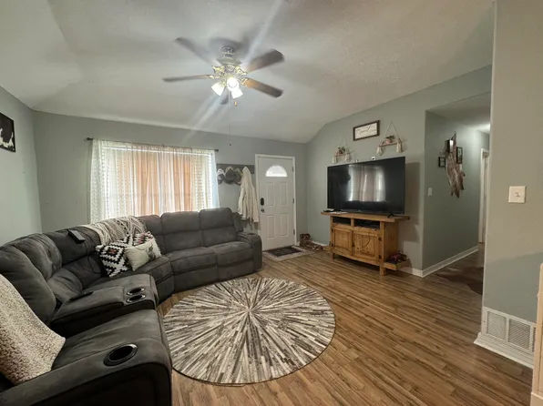 655 Fallen Oak Dr Drive, Bertram, TX 78605
