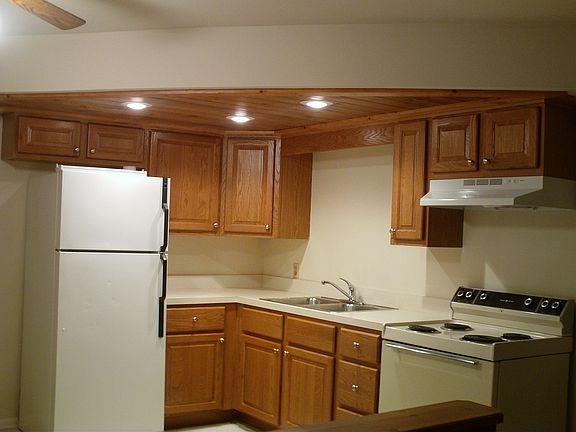 2nd image of 2720-2722 Pittston Ave