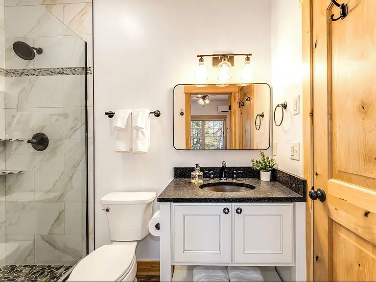 37 McDonald Creek Ln #6 — Photo 12