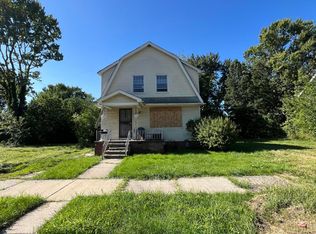 9205 Woodhall St, Detroit, MI 48224
