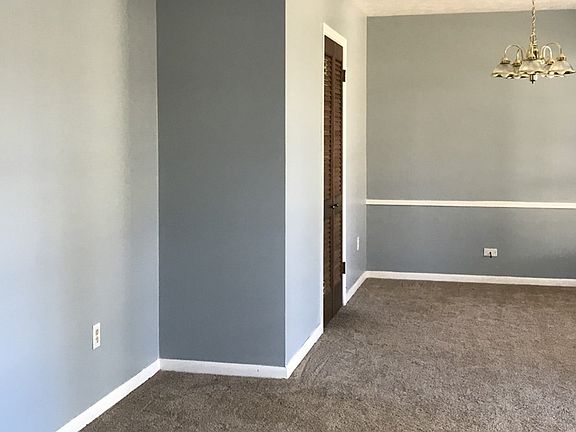 2nd image of 310 Hunters Creek Dr