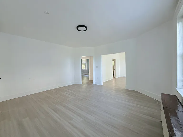 496 Gettysburg St #1 — Photo 5