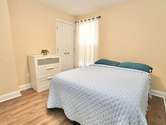 2nd image of 487 20th St Floor 2