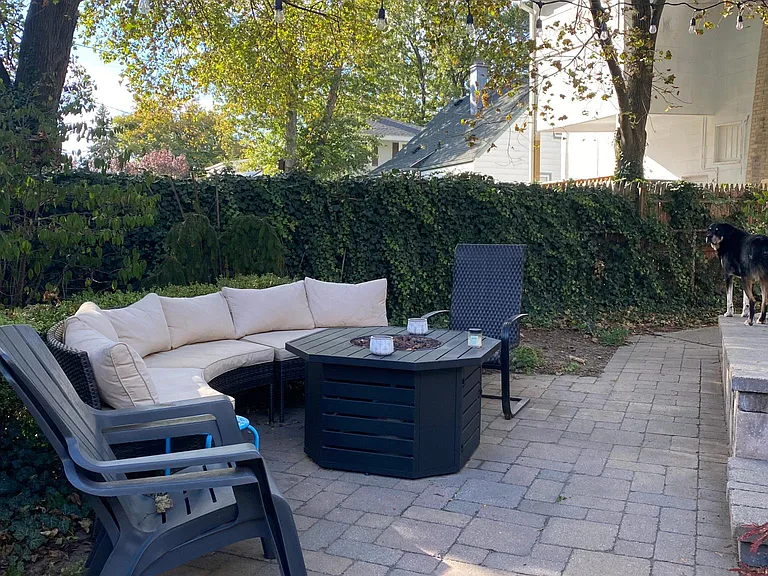 805 Pearson St — Photo 3