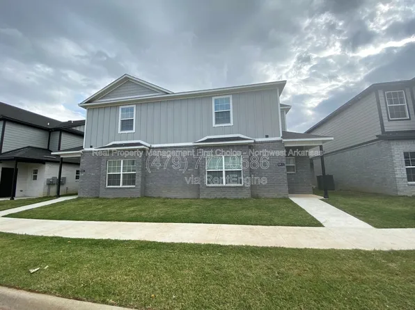 766 S Amarillo Ave #1, Fayetteville, AR 72704