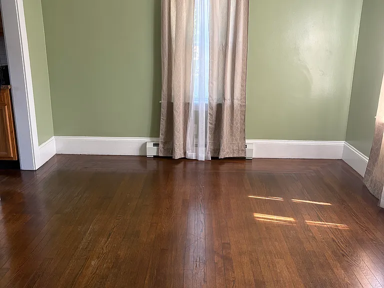 22 Warwick Neck Ave — Photo 9