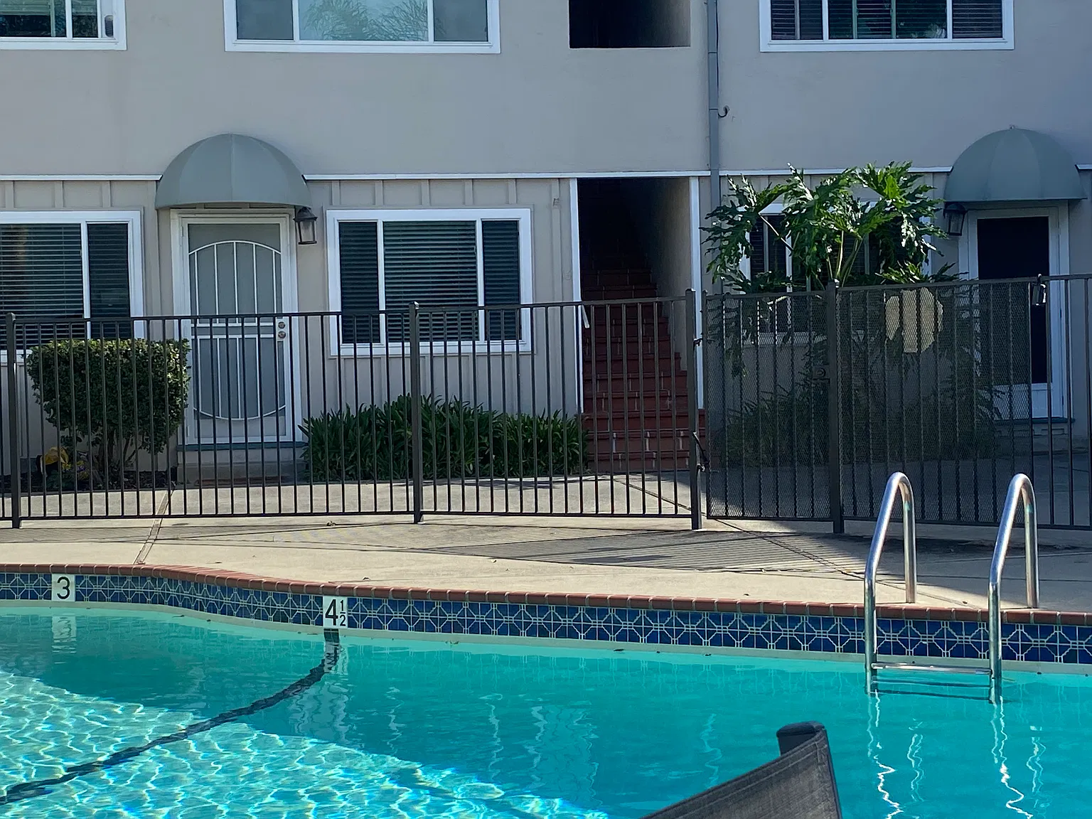 2 bed, 925 sqft, $2,900 — Photo 2