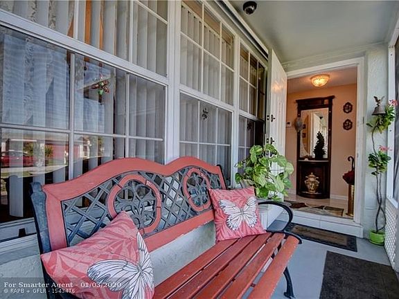 5th image of 11910 NW 35th St