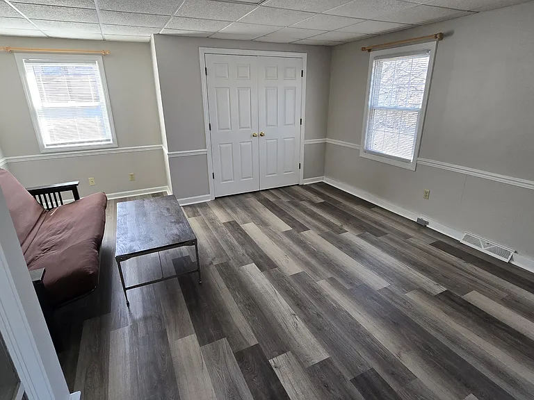HUGE Upstairs BR